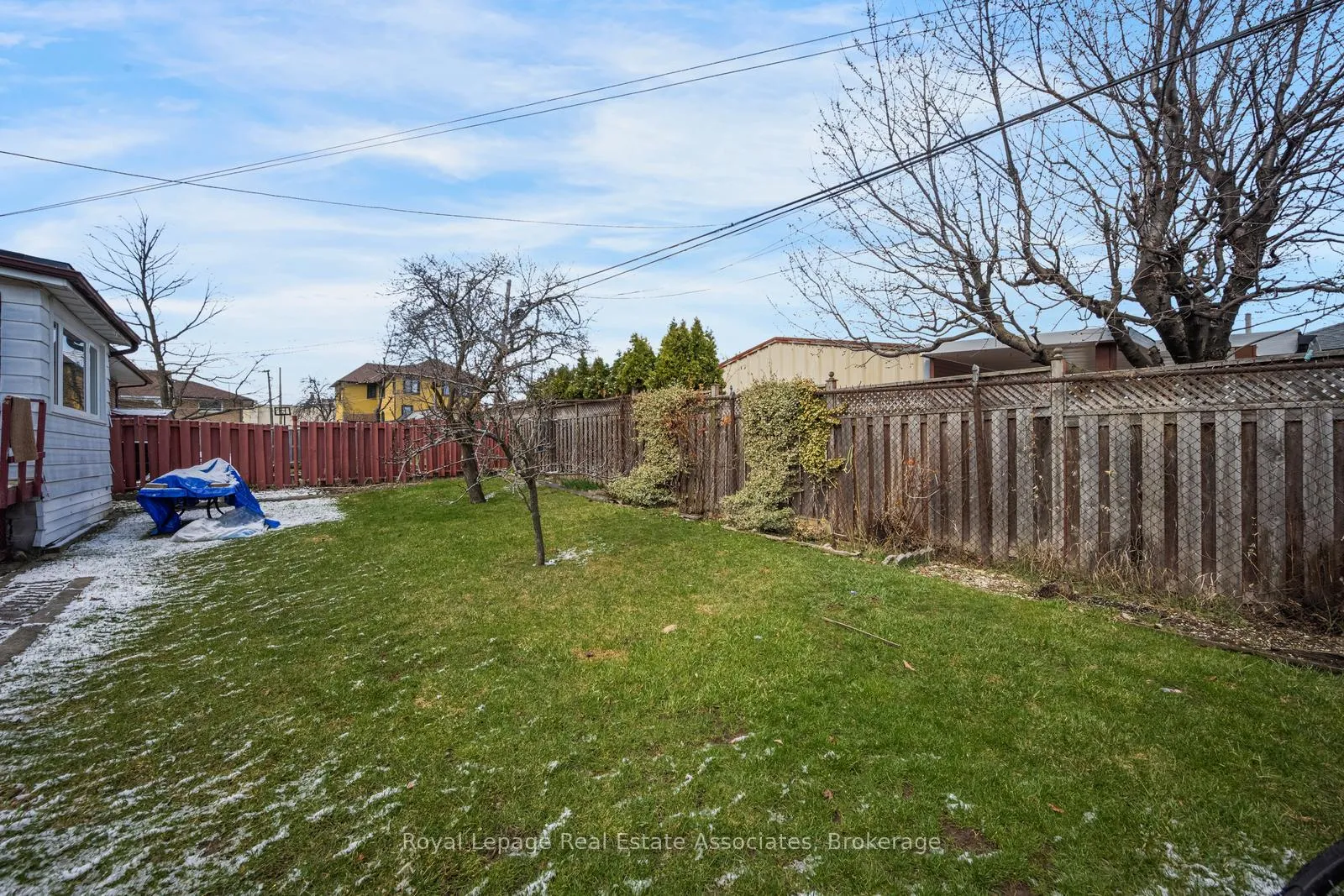 Photo 26 of 8 Caulfield Road, Etobicoke, Elms-Old Rexdale — HOMEH