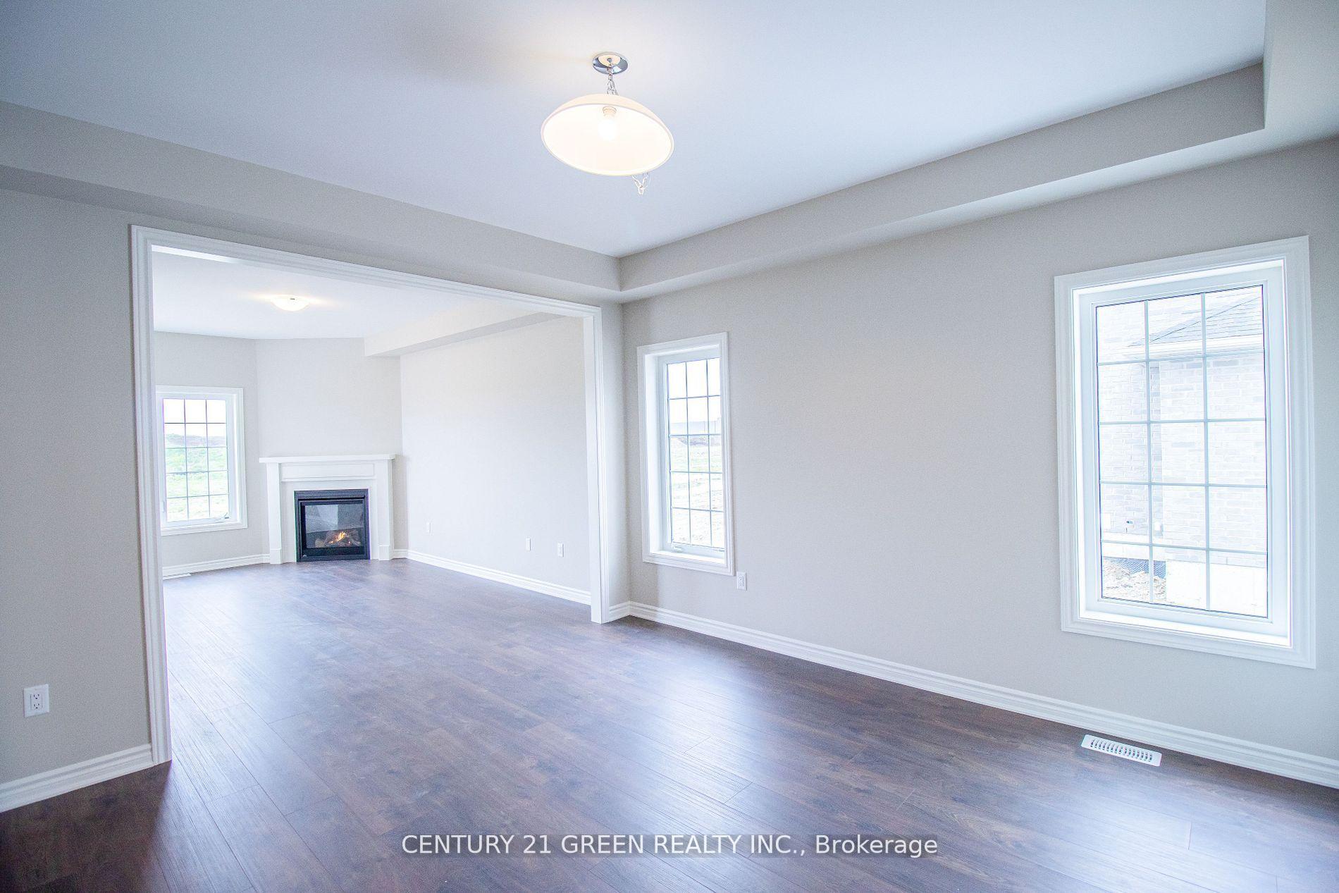 Photo 12 of 274 Springfield Crescent, Clearview, Stayner — HOMEH