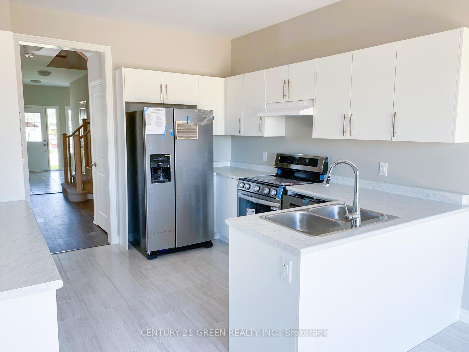 Photo 18 of 274 Springfield Crescent, Clearview, Stayner — HOMEH