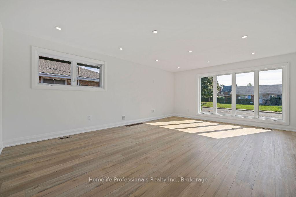 Photo 11 of 583 Britannia Avenue, Hamilton, Normanhurst — HOMEH