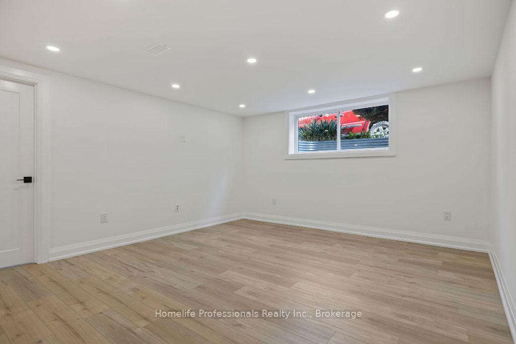 Photo 30 of 583 Britannia Avenue, Hamilton, Normanhurst — HOMEH