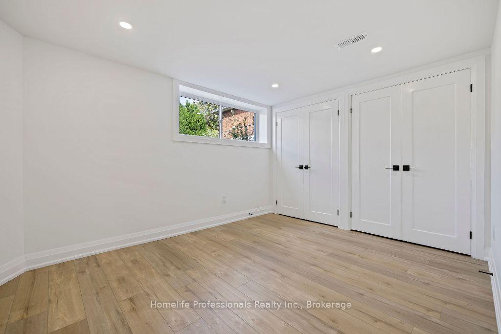 Photo 33 of 583 Britannia Avenue, Hamilton, Normanhurst — HOMEH