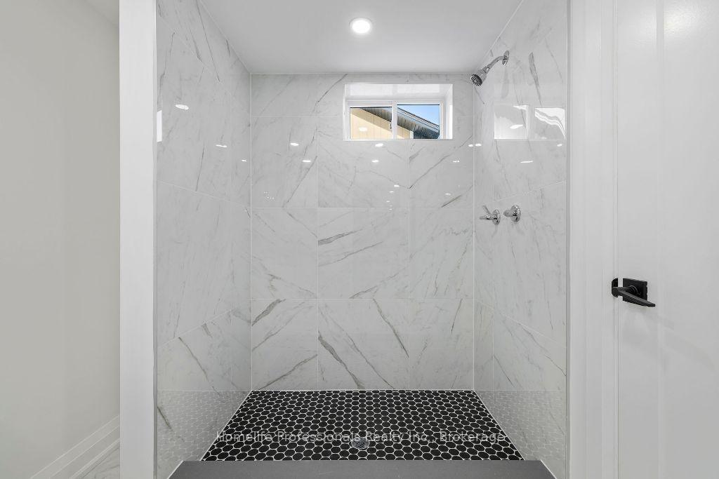 Photo 40 of 583 Britannia Avenue, Hamilton, Normanhurst — HOMEH