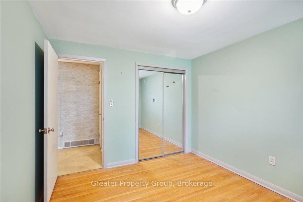 Photo 19 of 9 Briarsdale Drive, St. Catharines, Glendale/Glenridge — HOMEH