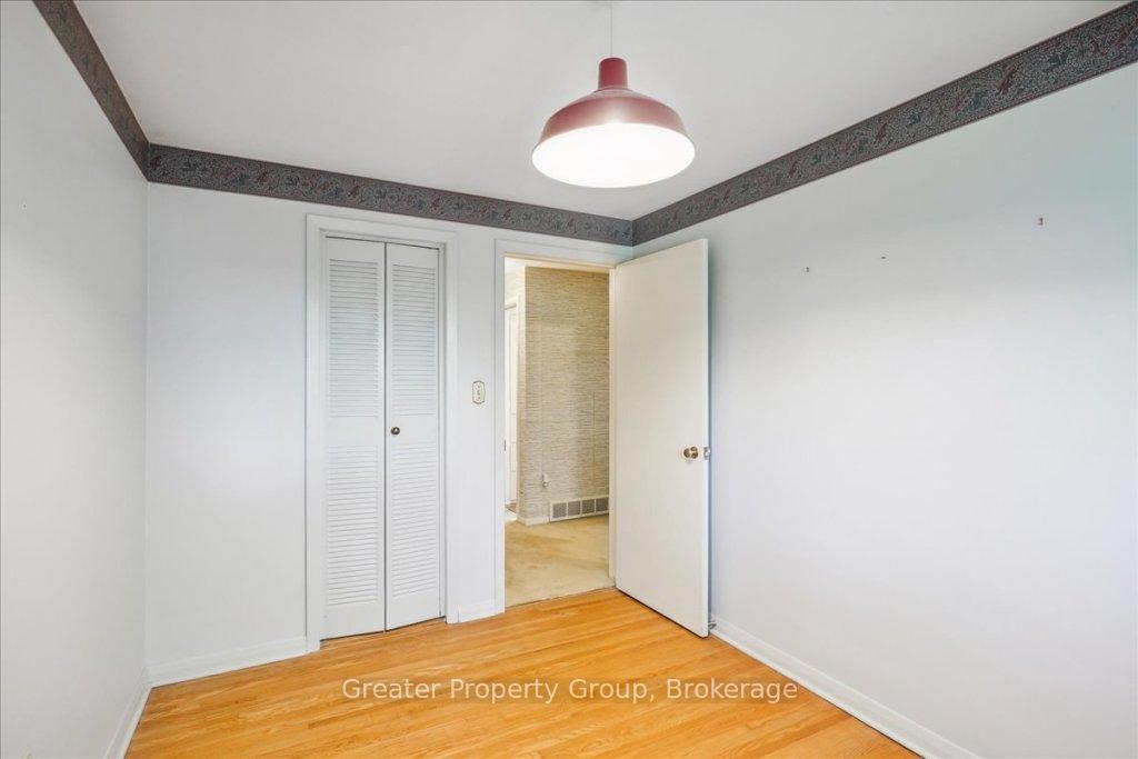 Photo 21 of 9 Briarsdale Drive, St. Catharines, Glendale/Glenridge — HOMEH