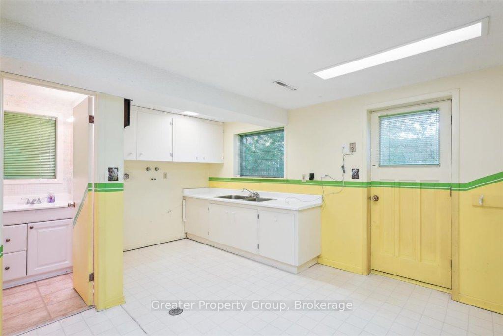 Photo 27 of 9 Briarsdale Drive, St. Catharines, Glendale/Glenridge — HOMEH