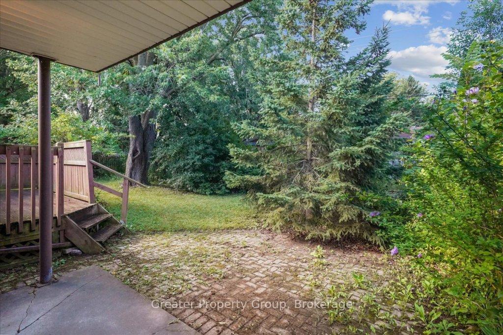 Photo 37 of 9 Briarsdale Drive, St. Catharines, Glendale/Glenridge — HOMEH