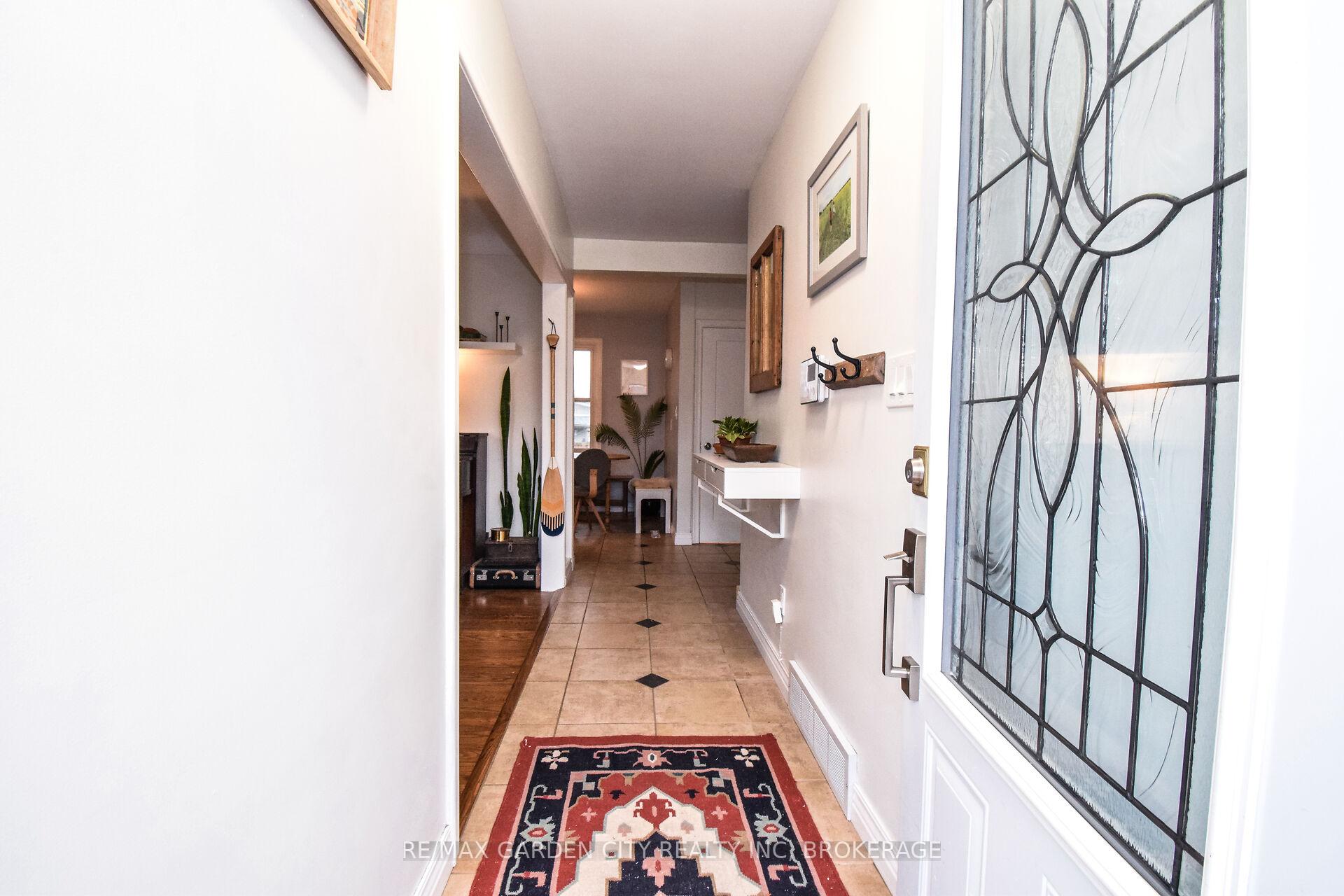 Photo 11 of 56 Longfellow Avenue, St. Catharines, Haig — HOMEH