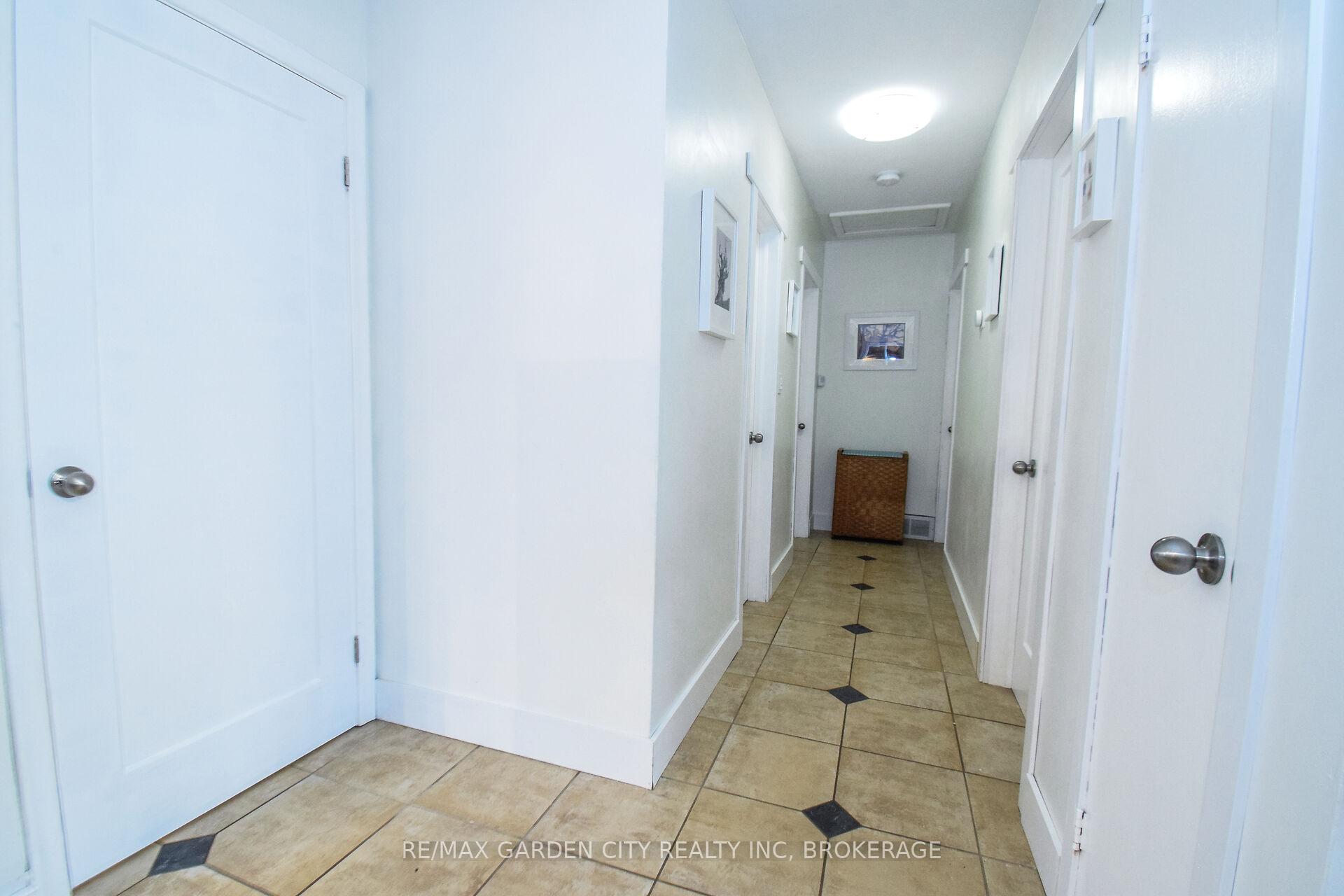 Photo 12 of 56 Longfellow Avenue, St. Catharines, Haig — HOMEH