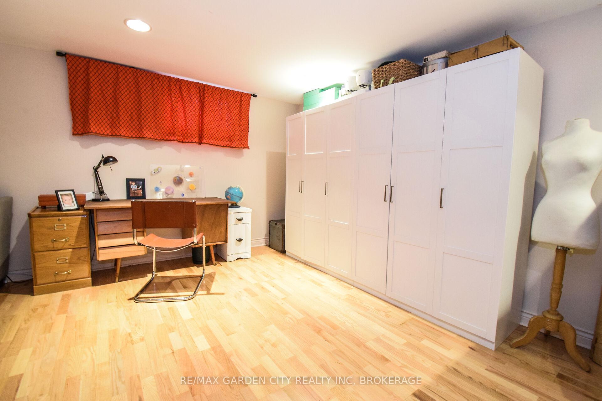 Photo 27 of 56 Longfellow Avenue, St. Catharines, Haig — HOMEH