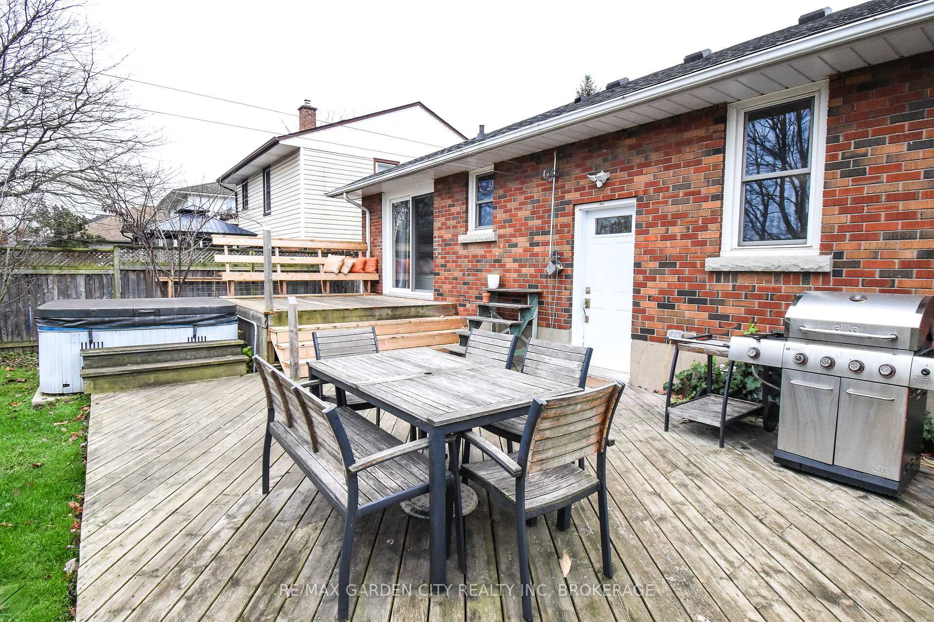 Photo 29 of 56 Longfellow Avenue, St. Catharines, Haig — HOMEH