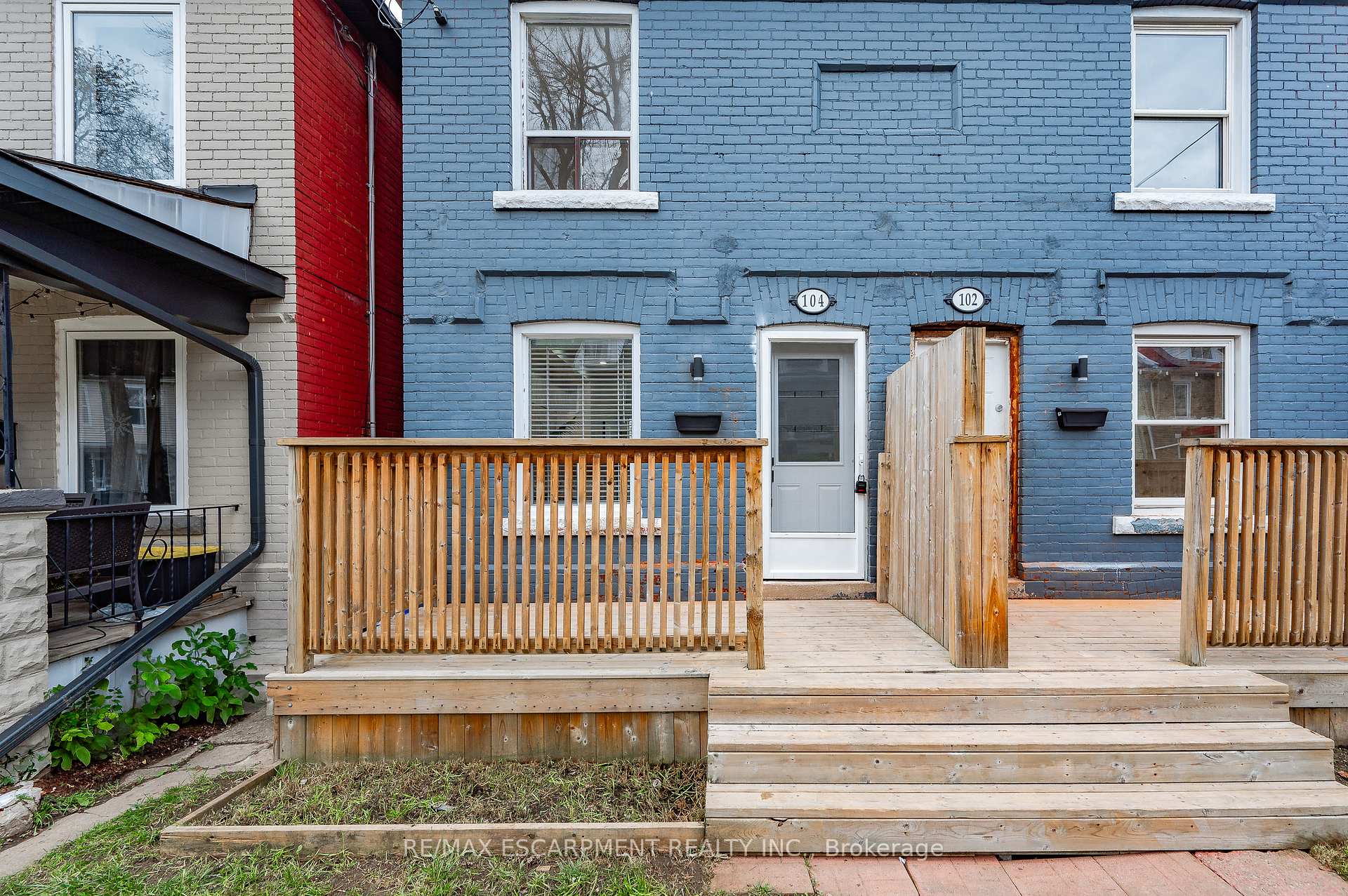Photo 2 of 104 Gibson Avenue, Hamilton, Gibson — HOMEH