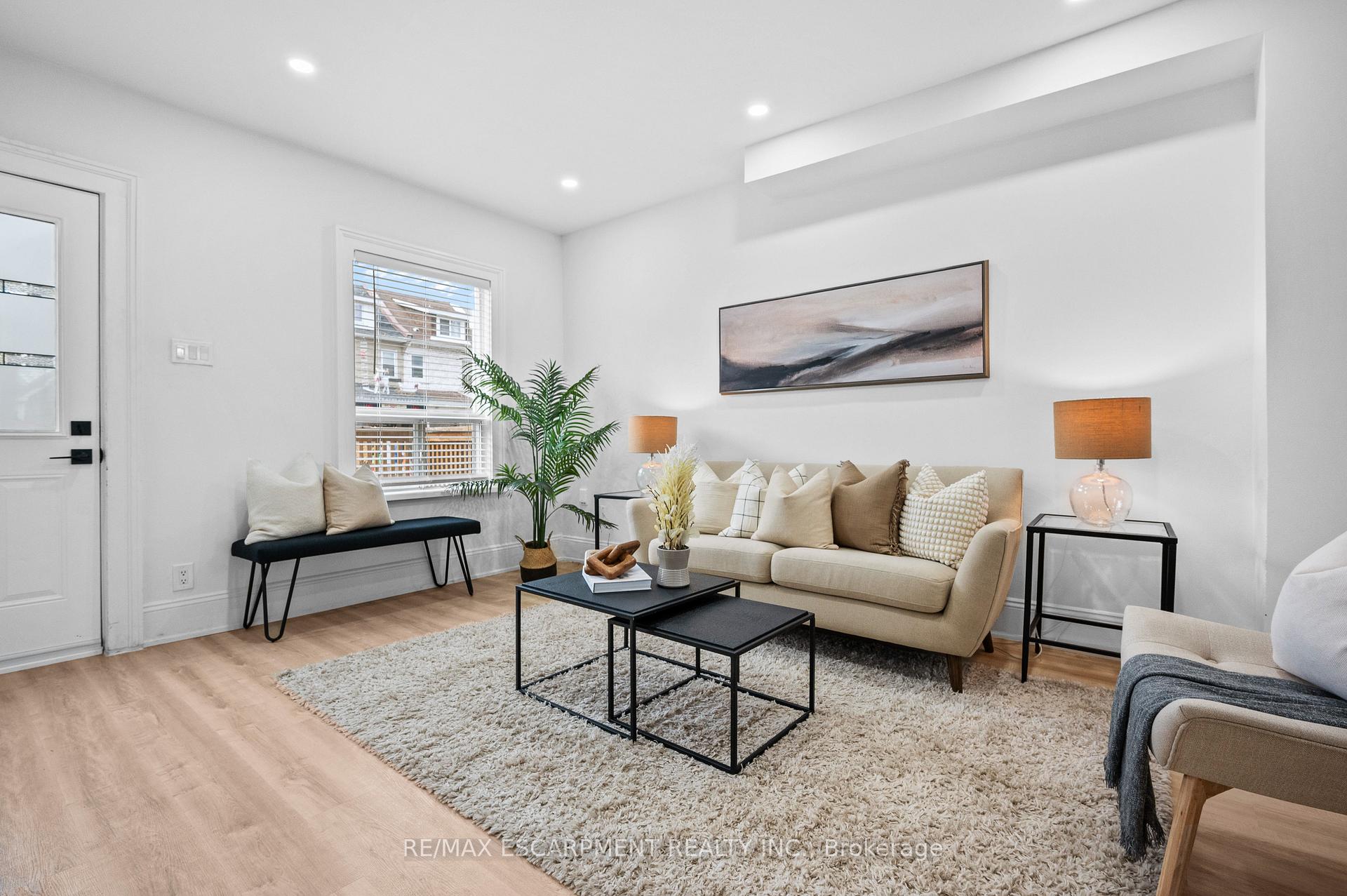 Photo 4 of 104 Gibson Avenue, Hamilton, Gibson — HOMEH