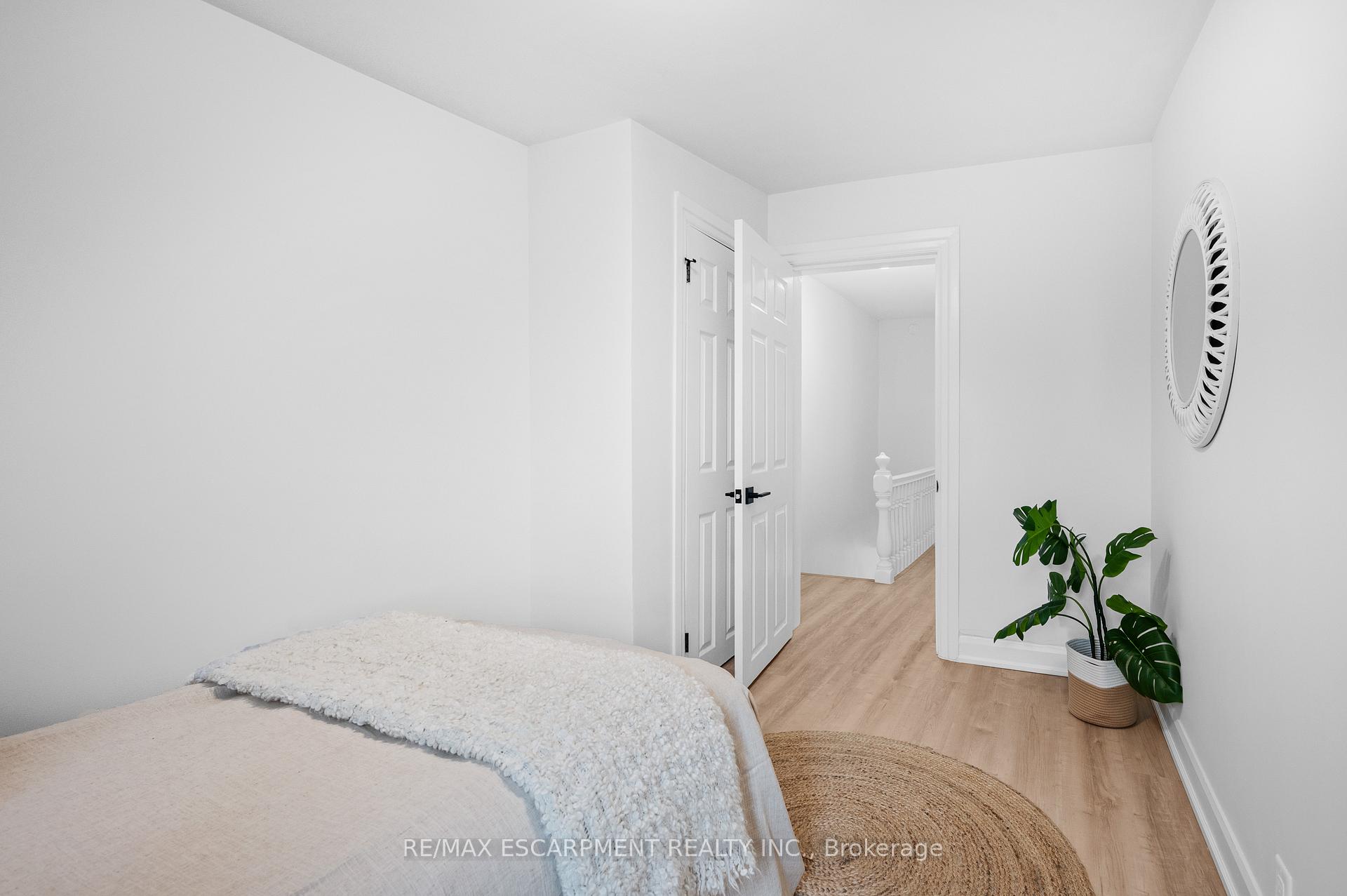 Photo 16 of 104 Gibson Avenue, Hamilton, Gibson — HOMEH