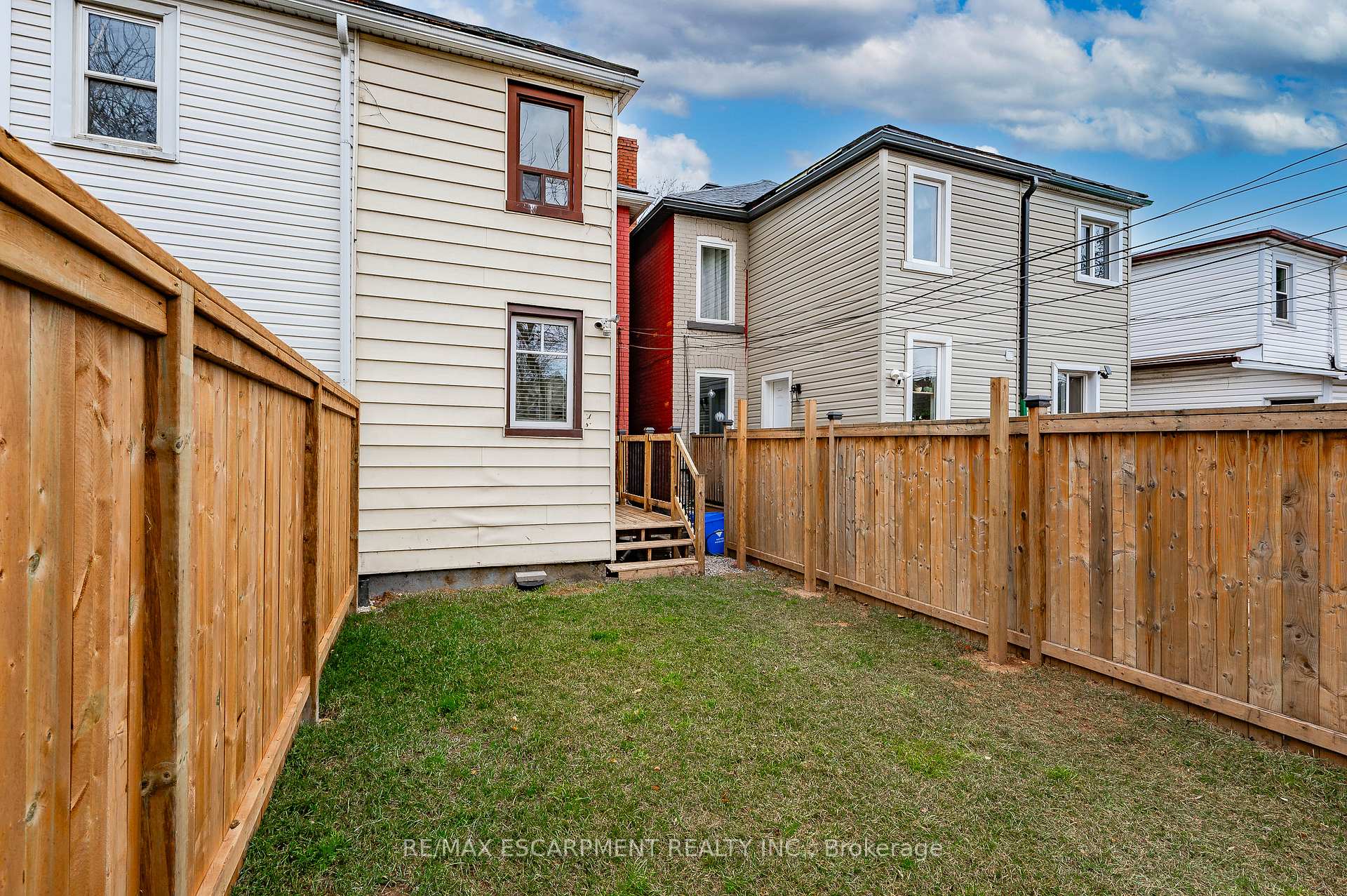Photo 19 of 104 Gibson Avenue, Hamilton, Gibson — HOMEH