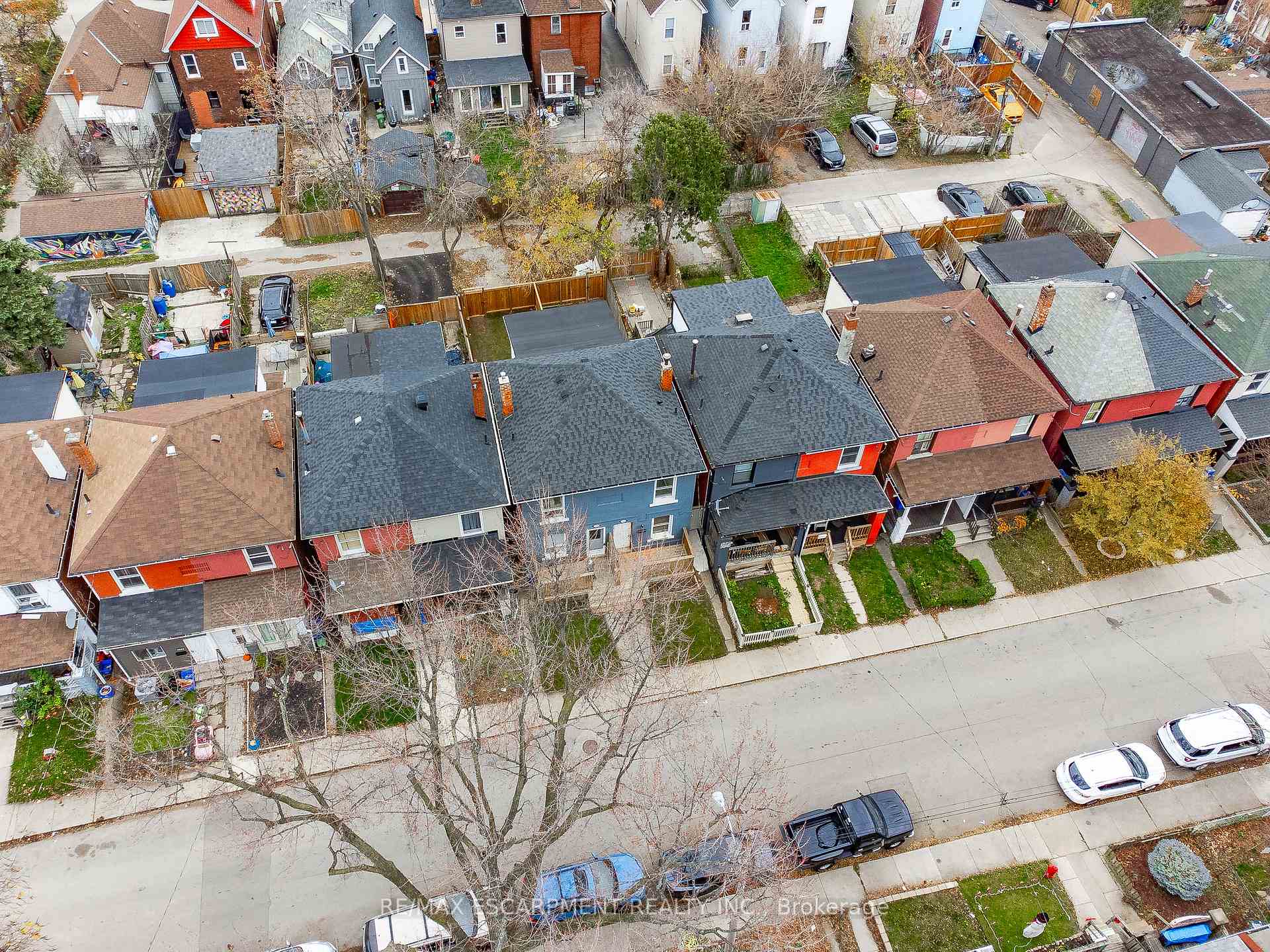 Photo 24 of 104 Gibson Avenue, Hamilton, Gibson — HOMEH