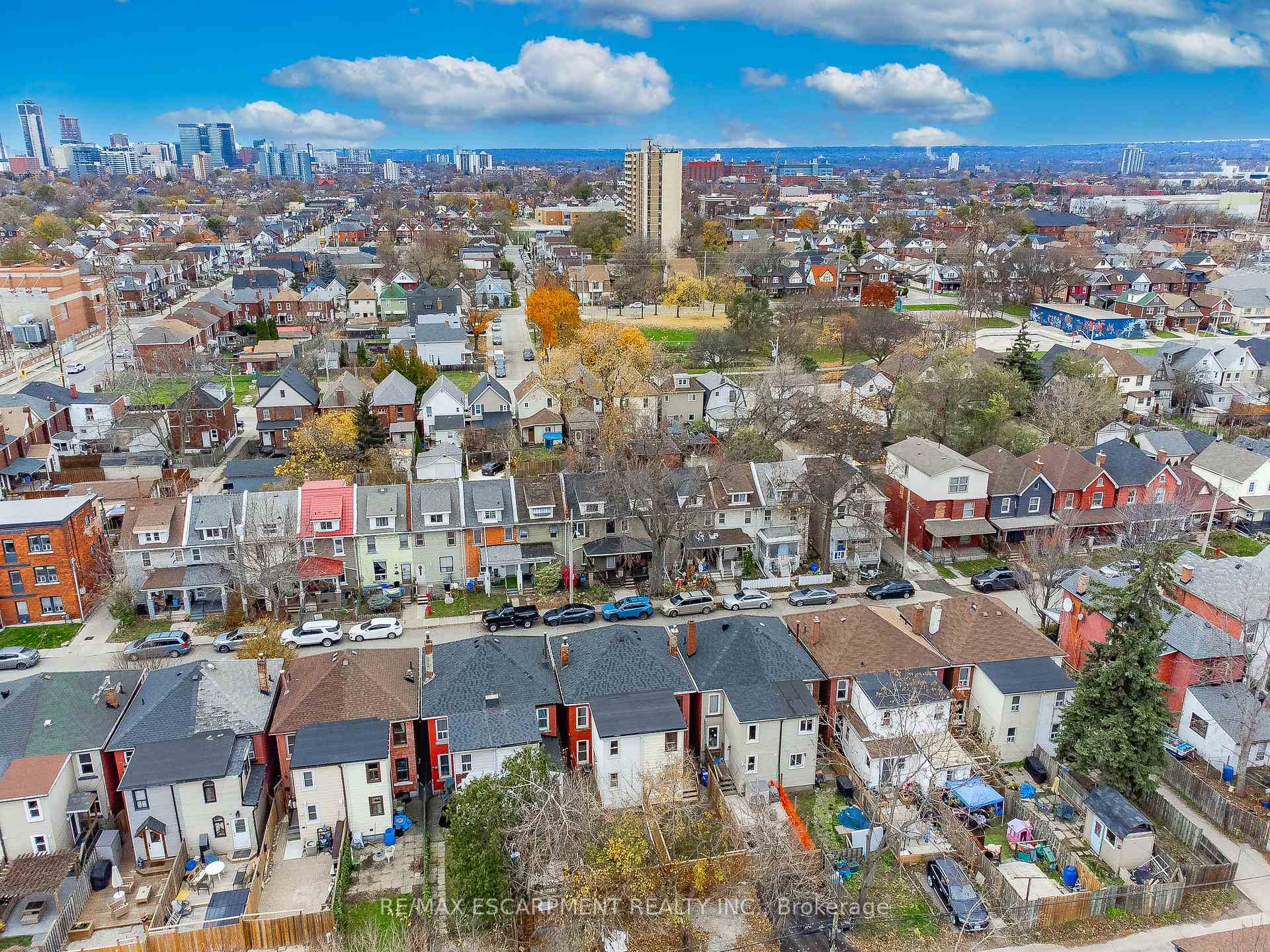 Photo 25 of 104 Gibson Avenue, Hamilton, Gibson — HOMEH