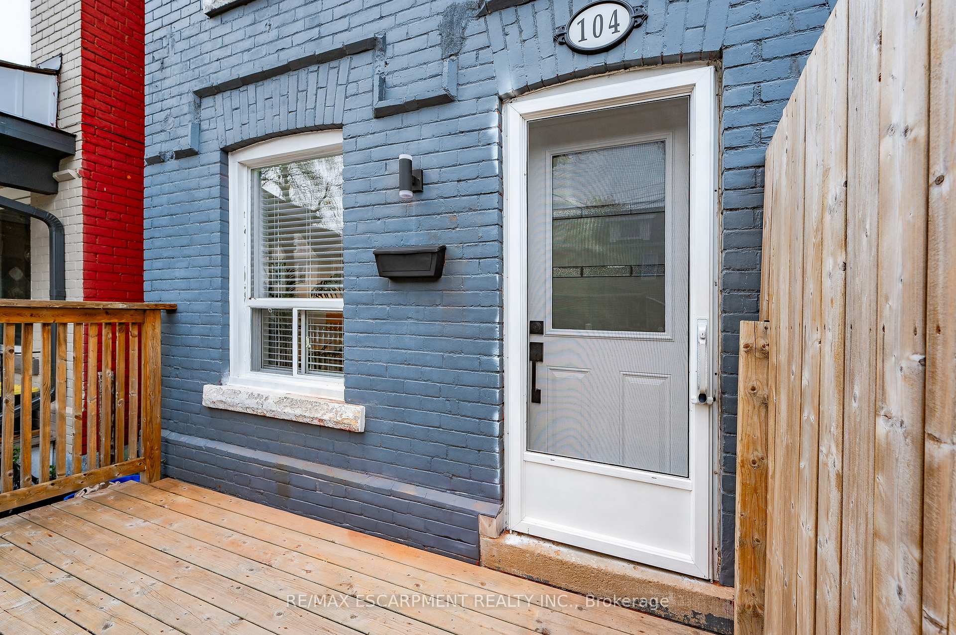 Photo 32 of 104 Gibson Avenue, Hamilton, Gibson — HOMEH