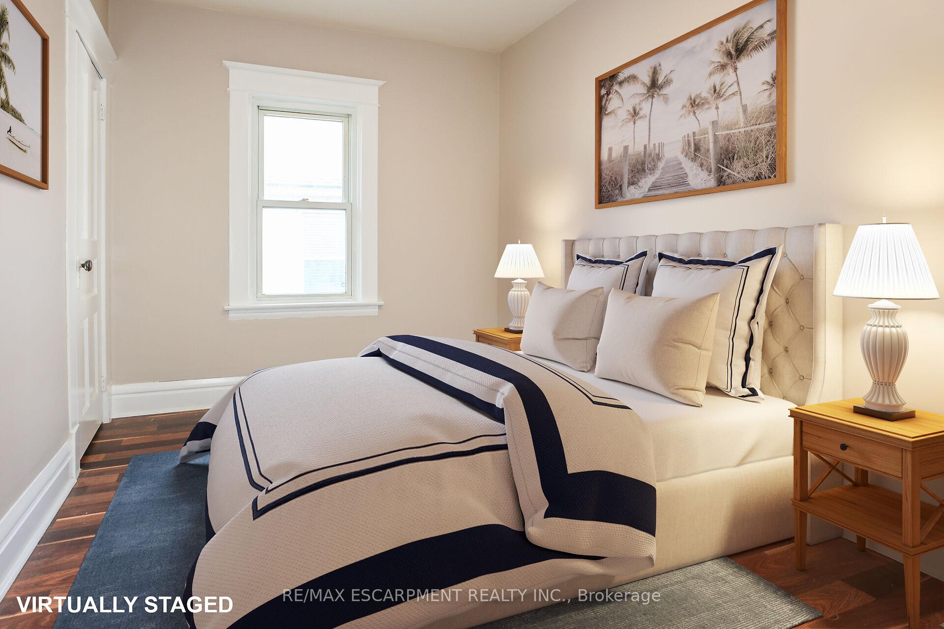 Photo 18 of 4 Mildred Avenue, St. Catharines, Haig — HOMEH