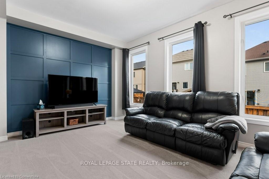 Photo 10 of 119 Brigham Avenue, Hamilton, Binbrook — HOMEH