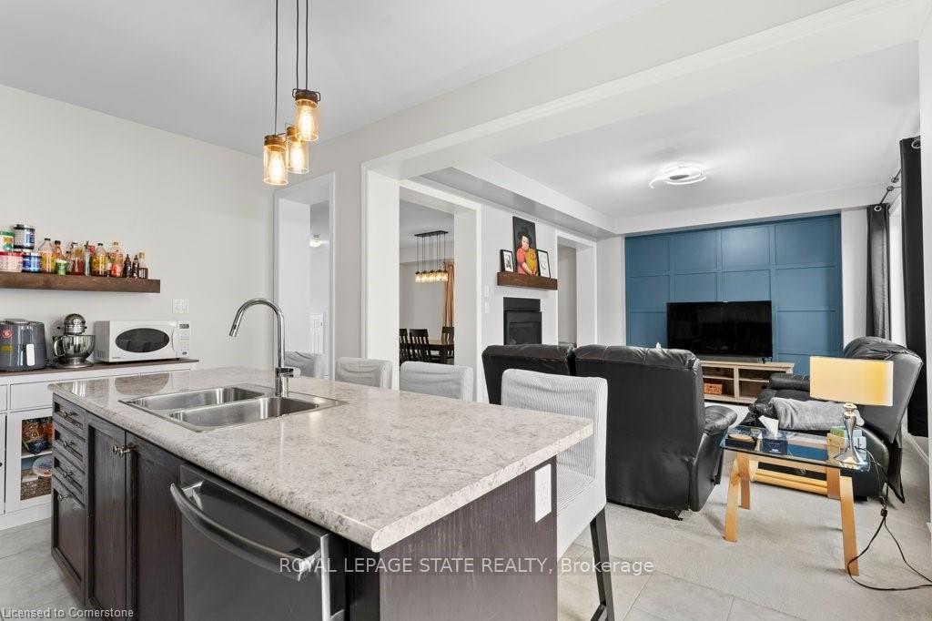 Photo 17 of 119 Brigham Avenue, Hamilton, Binbrook — HOMEH