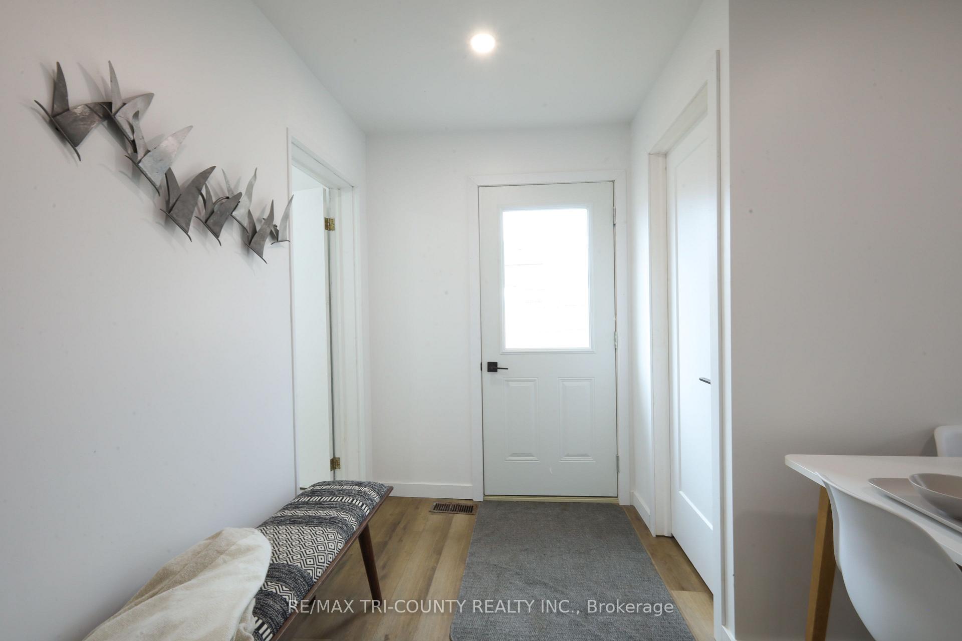 Photo 7 of 7 Eagle Street, St. Thomas — HOMEH