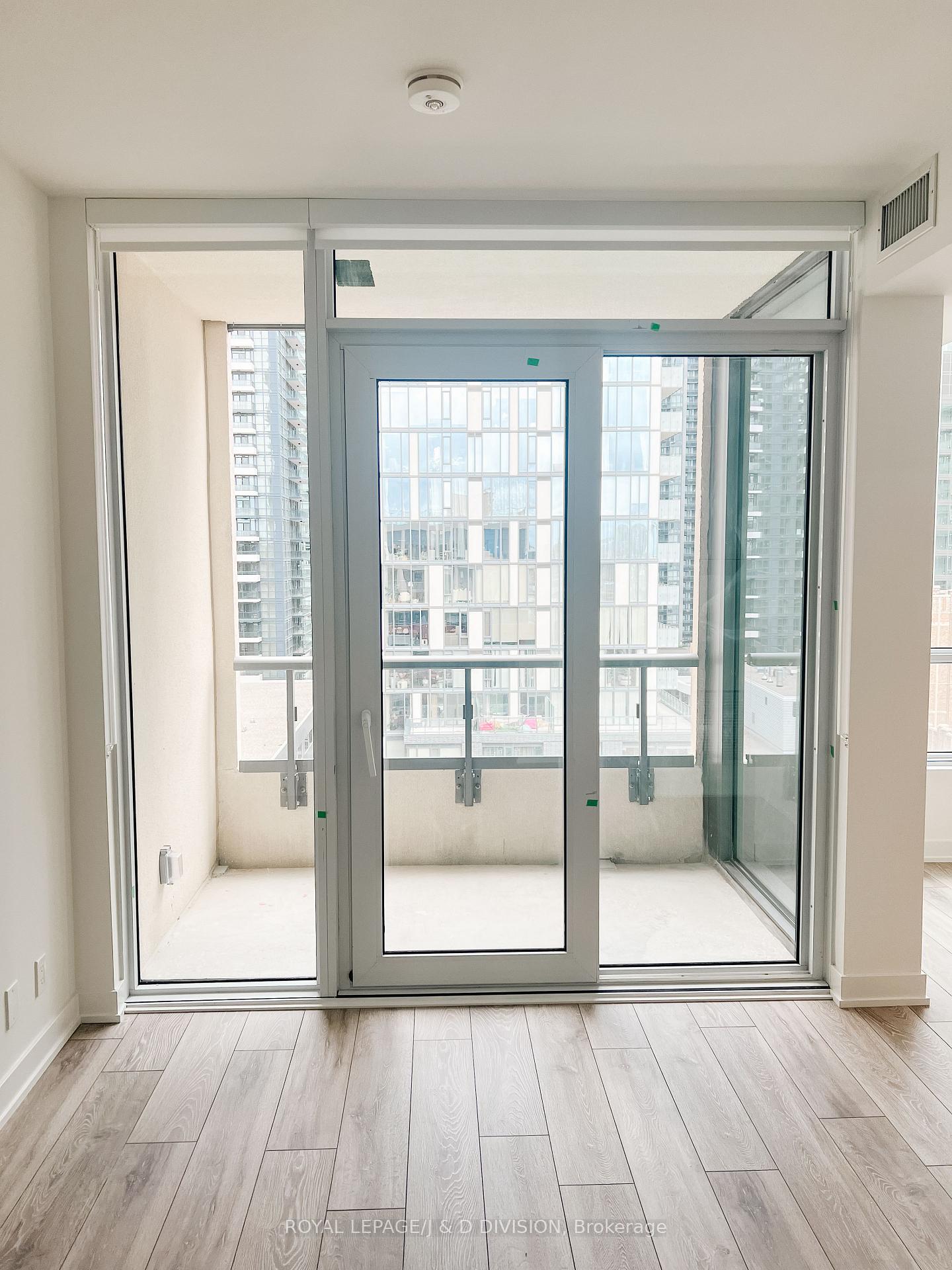 Photo 6 of Unit 1812, 108 Peter Street, Toronto, Waterfront Communities — HOMEH