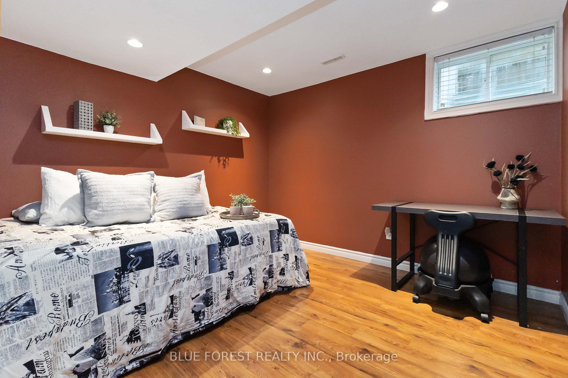 Photo 51 of 36 Pine Valley Drive, St. Thomas — HOMEH