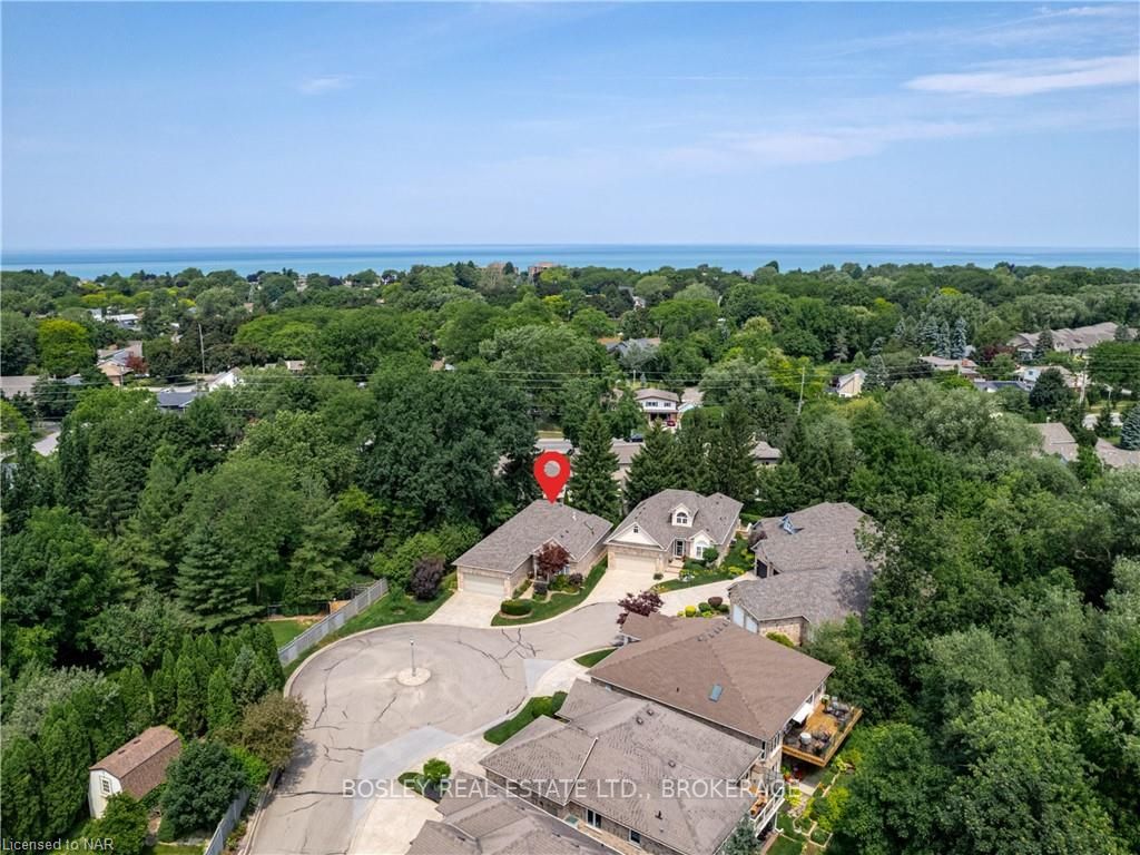 Photo 2 of Unit 8, 27 Parnell Road, St. Catharines, Vine/Linwell — HOMEH