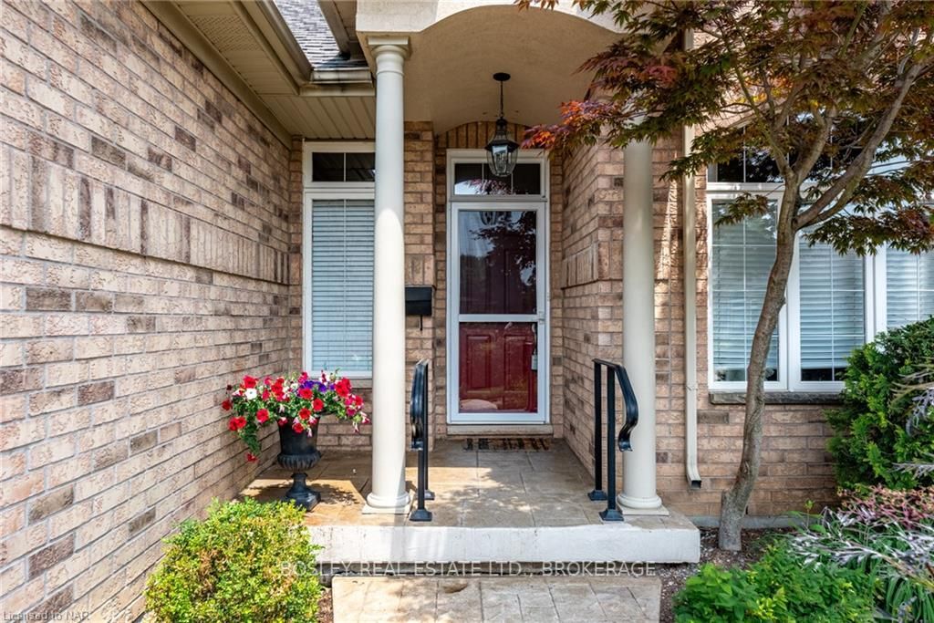 Photo 5 of Unit 8, 27 Parnell Road, St. Catharines, Vine/Linwell — HOMEH