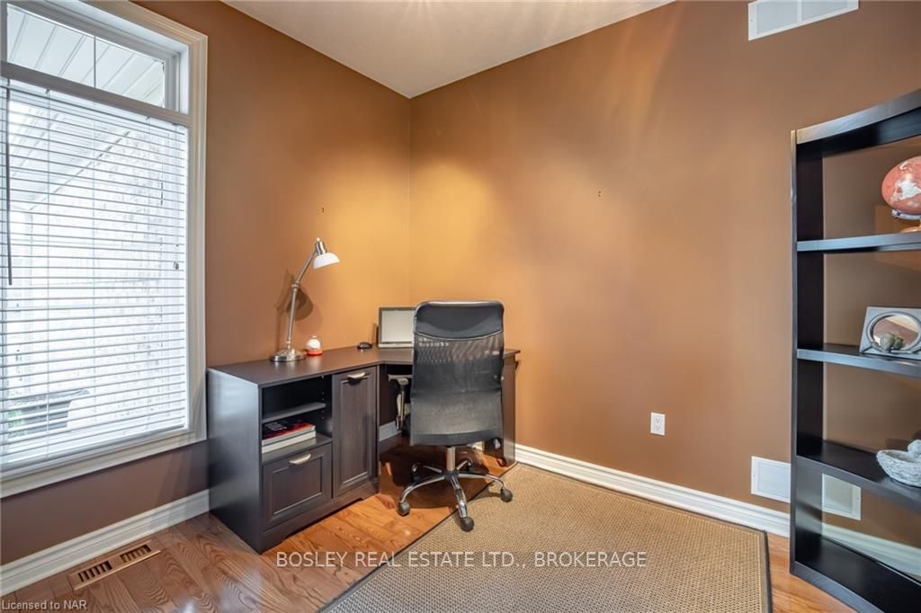 Photo 9 of Unit 8, 27 Parnell Road, St. Catharines, Vine/Linwell — HOMEH