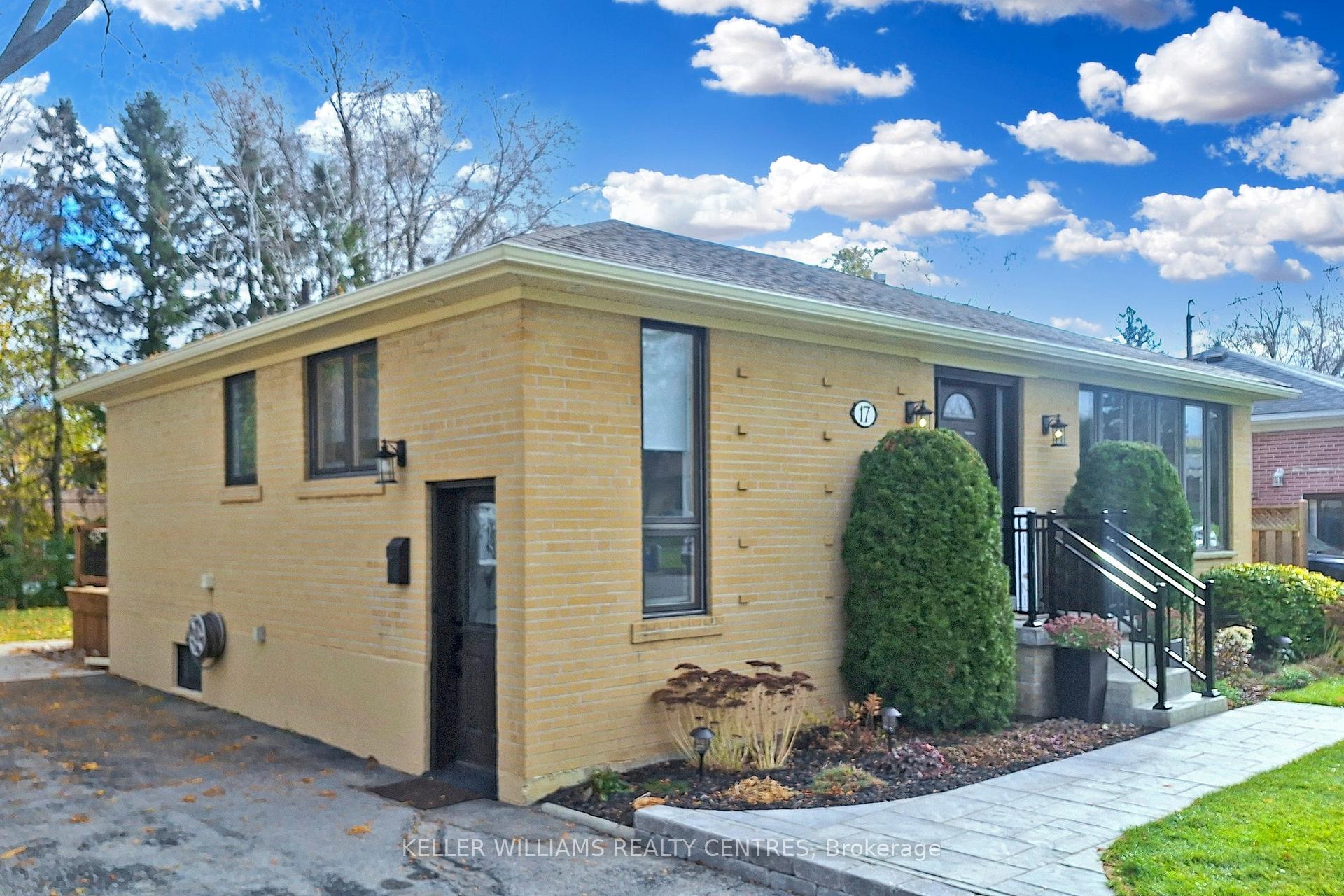 Photo 2 of 17 Patrick Drive, Aurora, Aurora Highlands — HOMEH