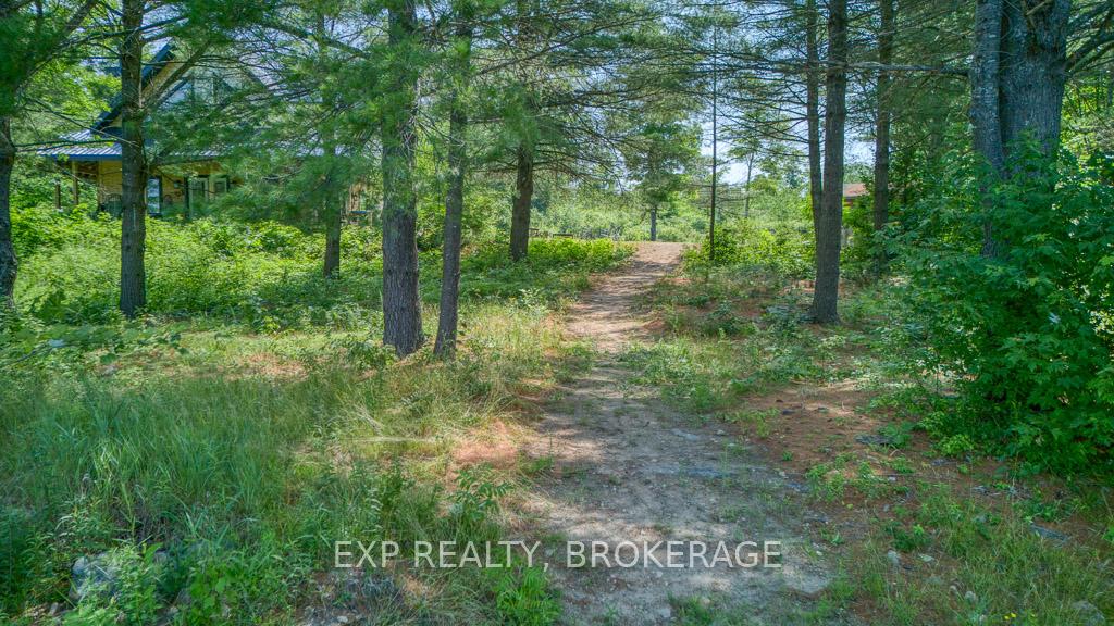 Photo 7 of 1249 Waters Edge Lane, Frontenac, Frontenac Centre — HOMEH