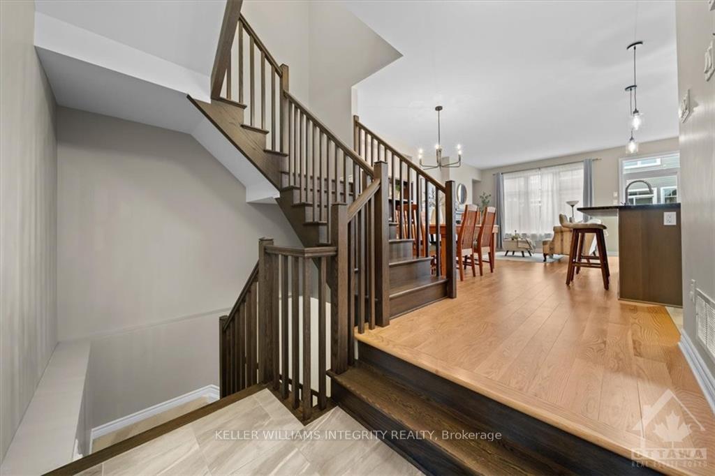 Photo 4 of 423 Warmstone Drive, Ottawa, Stittsville (North) — HOMEH