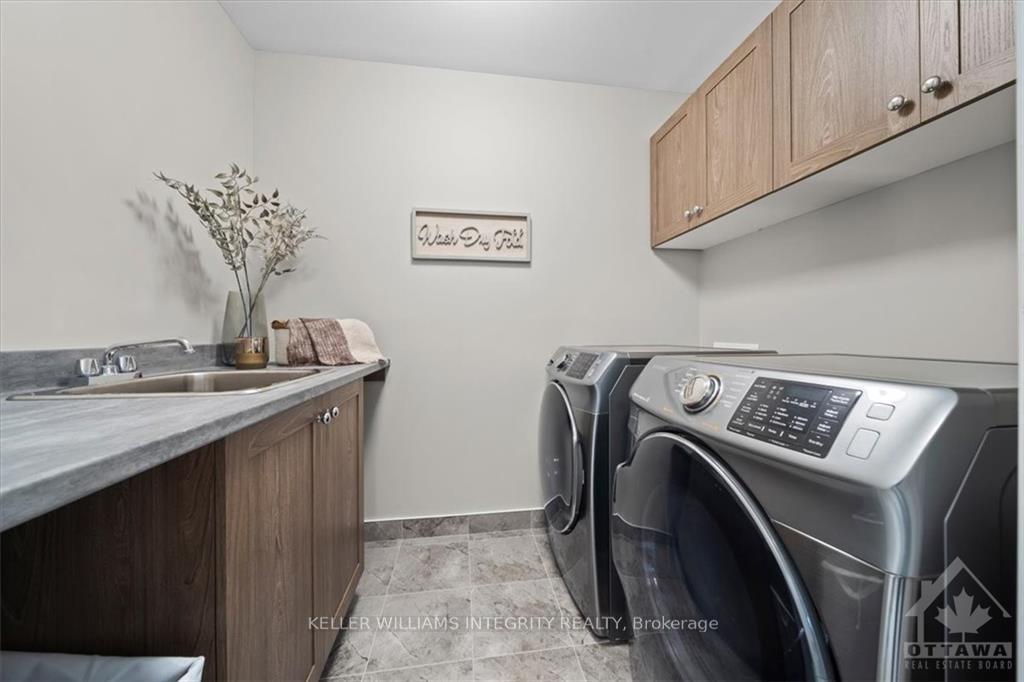 Photo 24 of 423 Warmstone Drive, Ottawa, Stittsville (North) — HOMEH