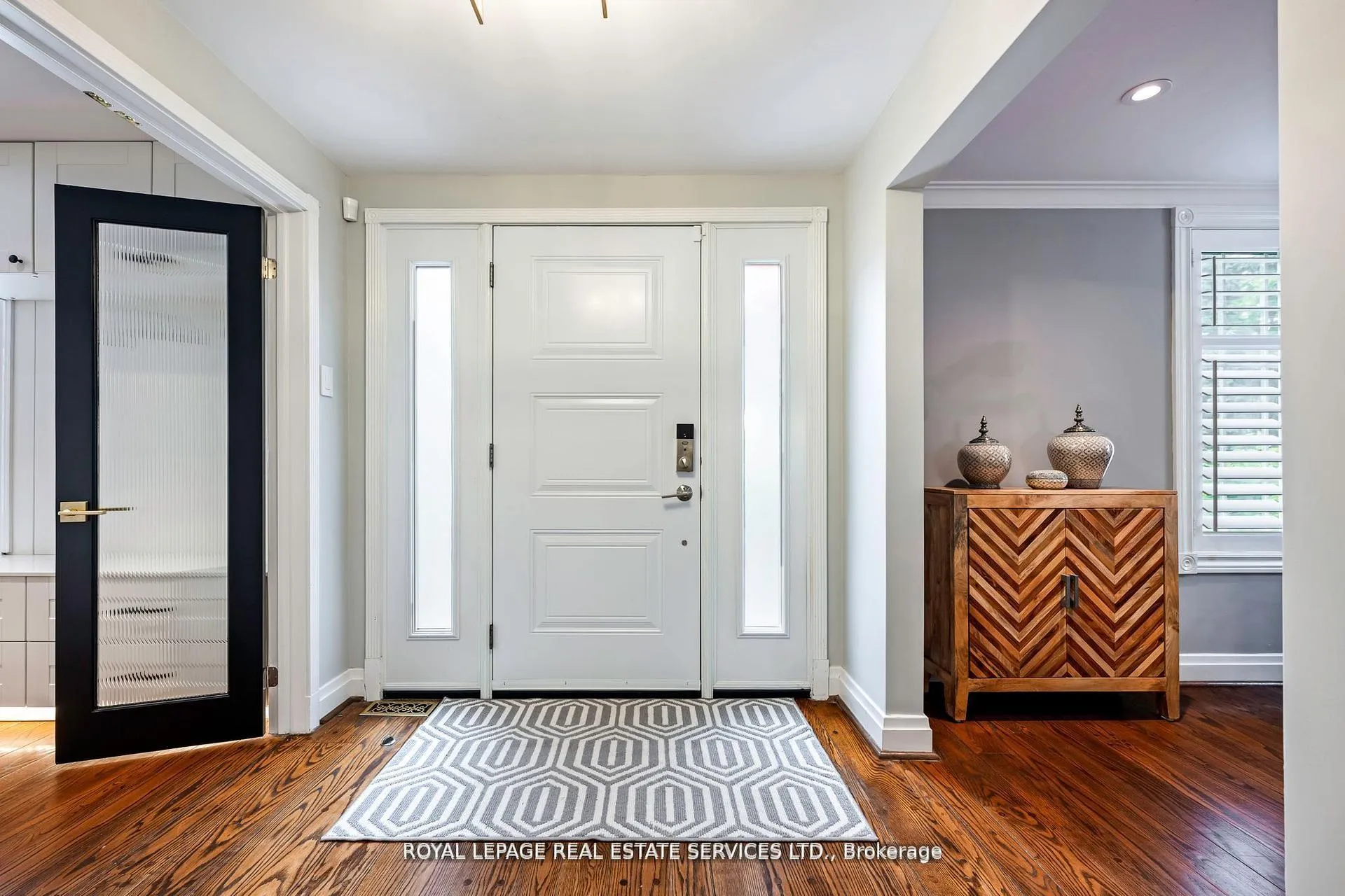 Photo 7 of 5 Pine Ridge Lane, Brampton, Brampton East — HOMEH