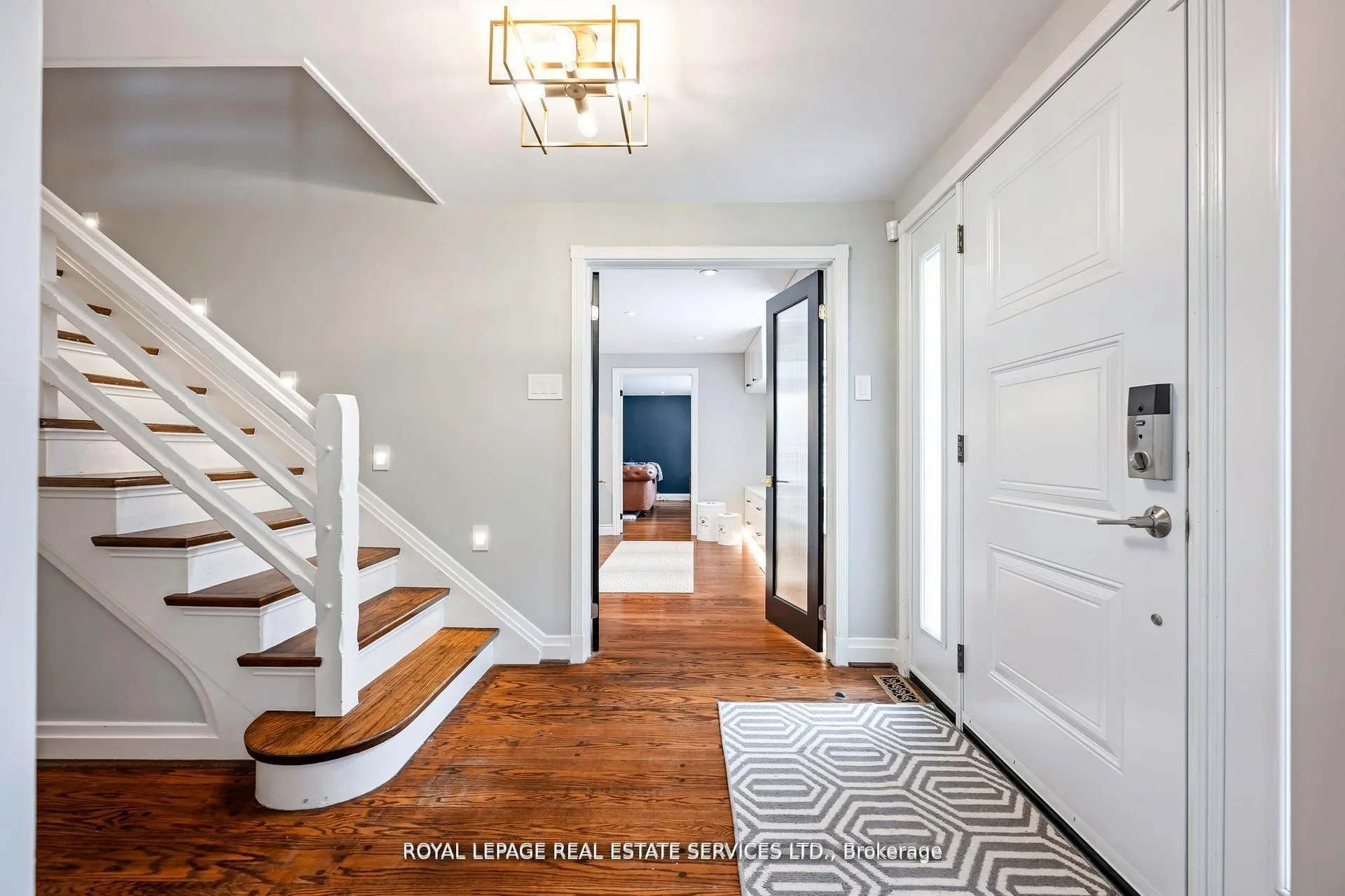 Photo 8 of 5 Pine Ridge Lane, Brampton, Brampton East — HOMEH
