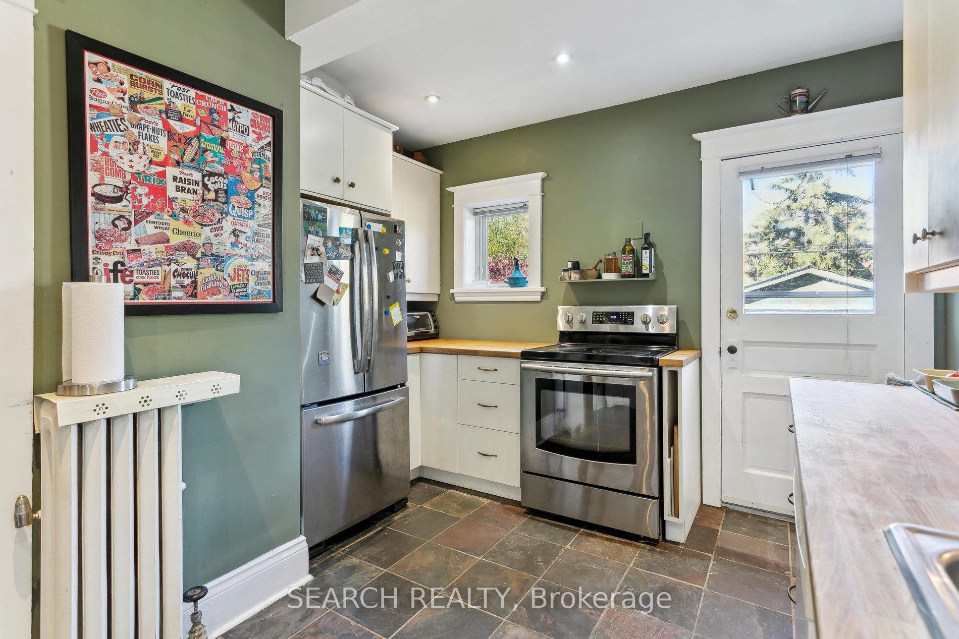 Photo 16 of 28 Hilda Avenue, Hamilton, Crown Point — HOMEH