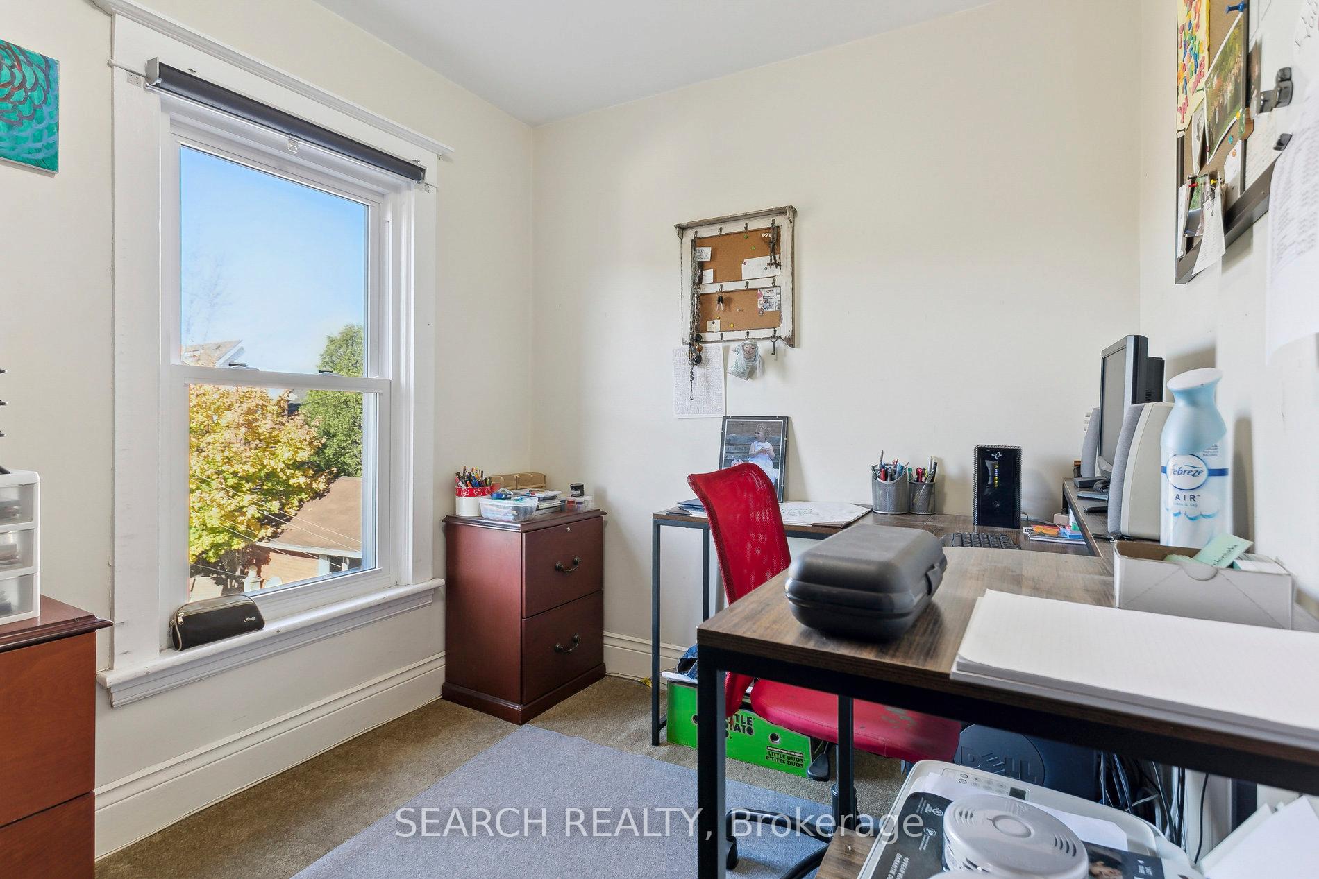 Photo 20 of 28 Hilda Avenue, Hamilton, Crown Point — HOMEH