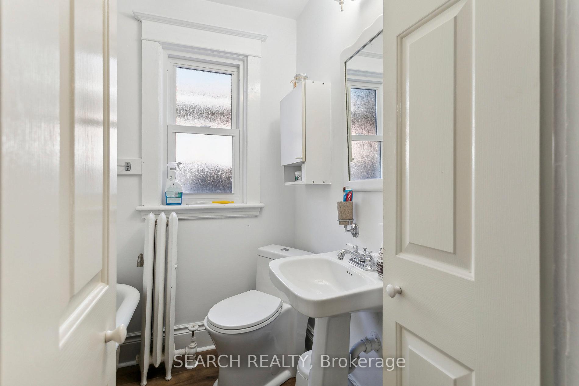 Photo 27 of 28 Hilda Avenue, Hamilton, Crown Point — HOMEH