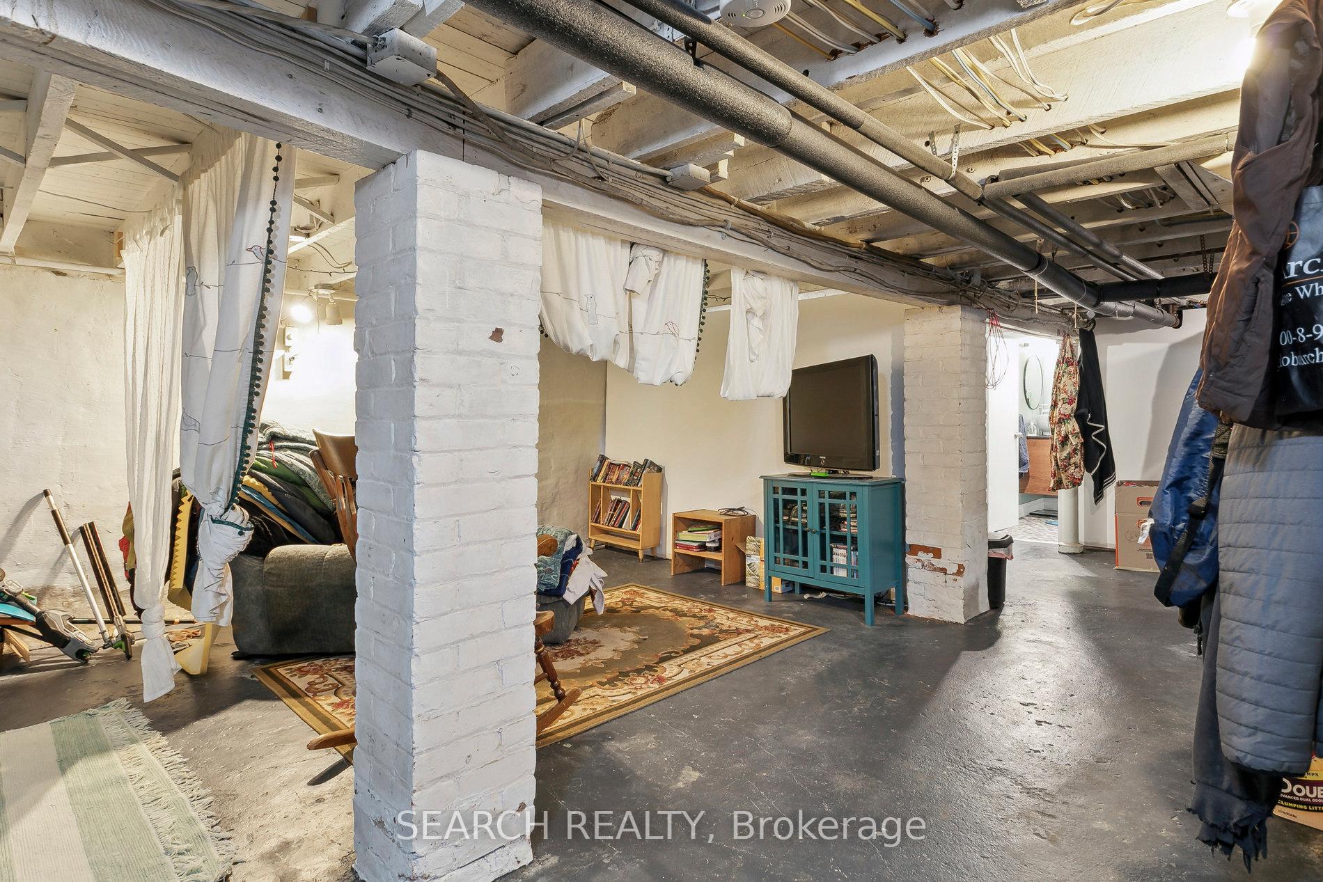 Photo 40 of 28 Hilda Avenue, Hamilton, Crown Point — HOMEH