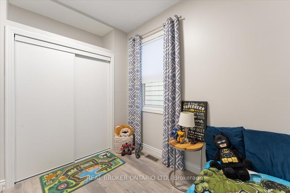 Photo 14 of 72 Leeming Street, Hamilton, Landsdale — HOMEH