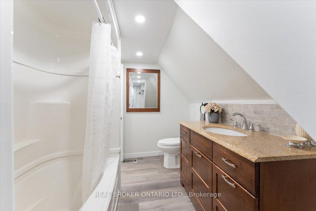 Photo 26 of 72 Leeming Street, Hamilton, Landsdale — HOMEH