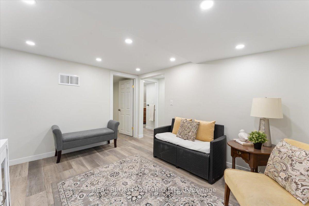 Photo 28 of 72 Leeming Street, Hamilton, Landsdale — HOMEH