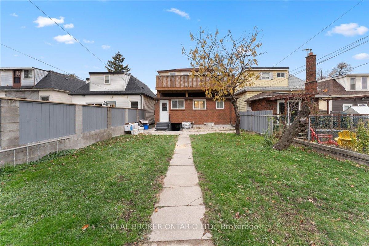Photo 38 of 72 Leeming Street, Hamilton, Landsdale — HOMEH
