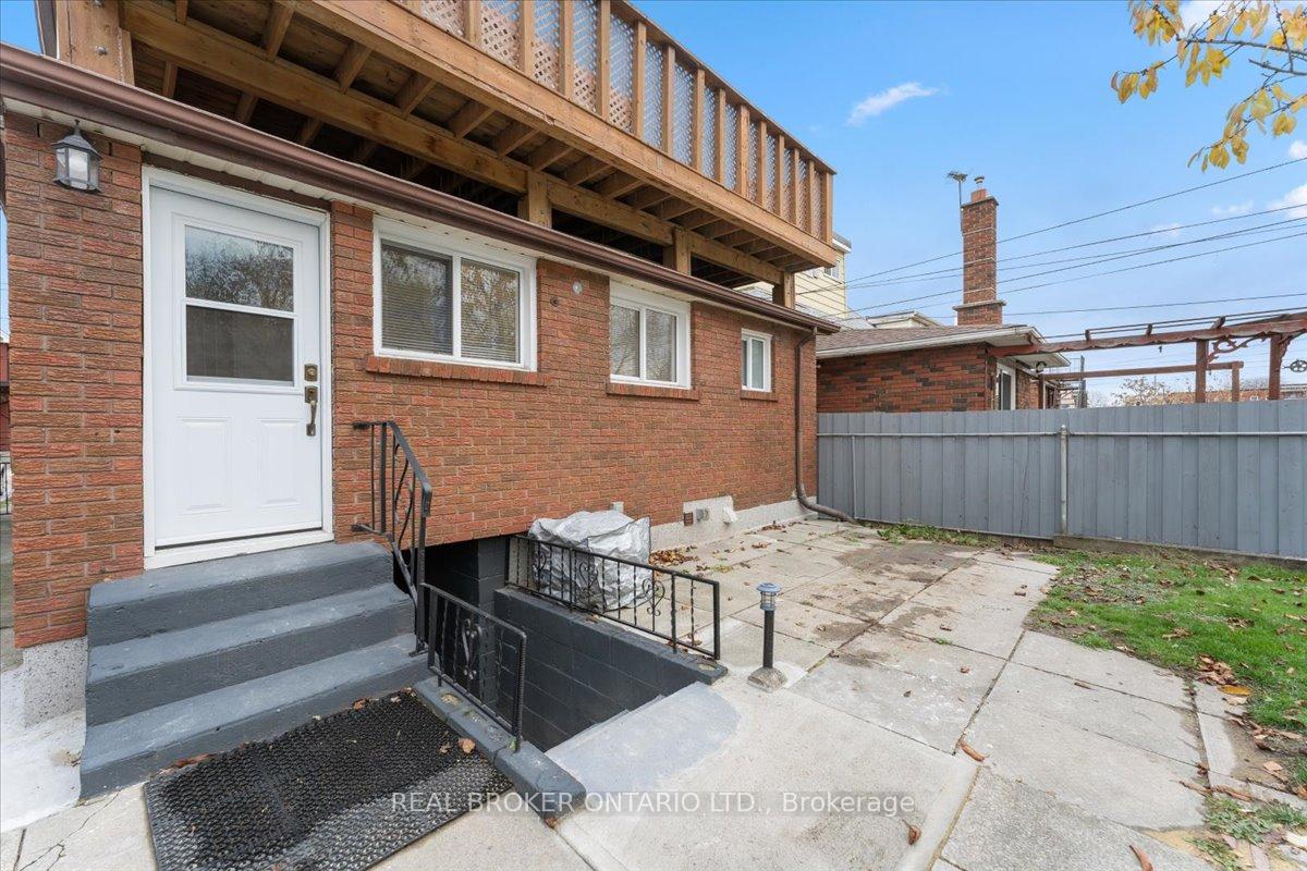 Photo 39 of 72 Leeming Street, Hamilton, Landsdale — HOMEH
