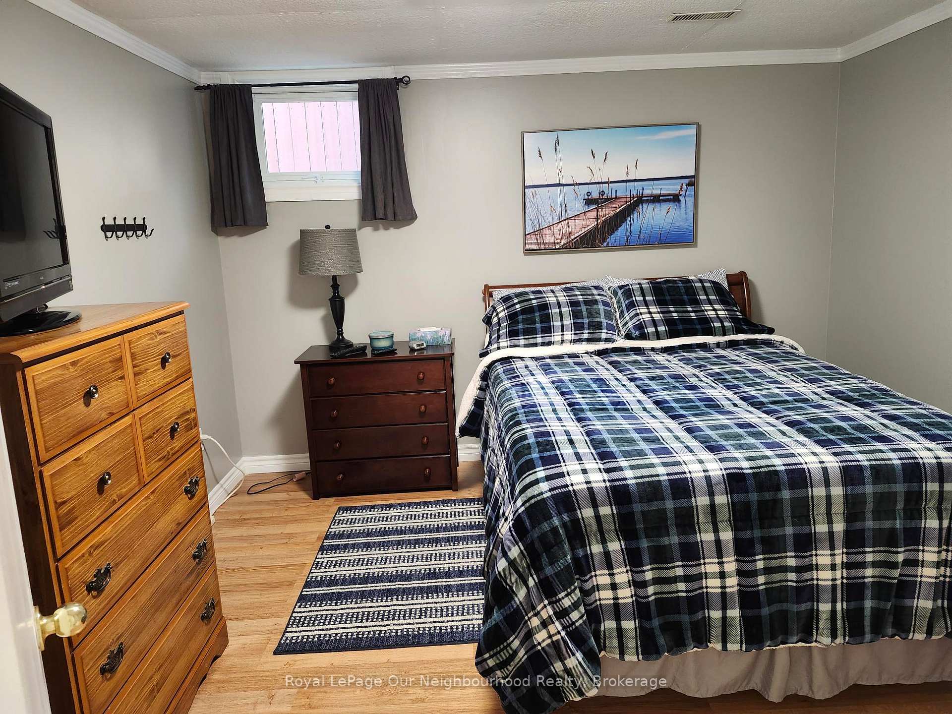 Photo 4 of Unit Lower, 21 Sunset Road, Clarington, Bowmanville — HOMEH