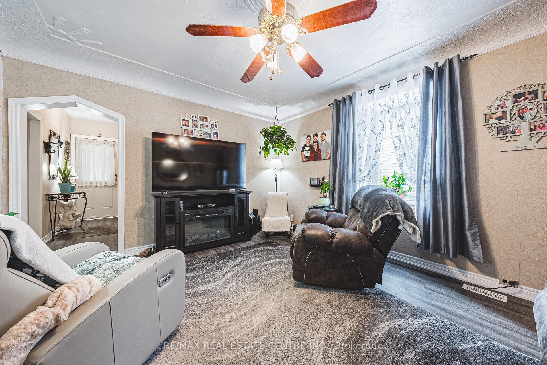 Photo 26 of 193 Campbell Avenue, Hamilton, Crown Point — HOMEH