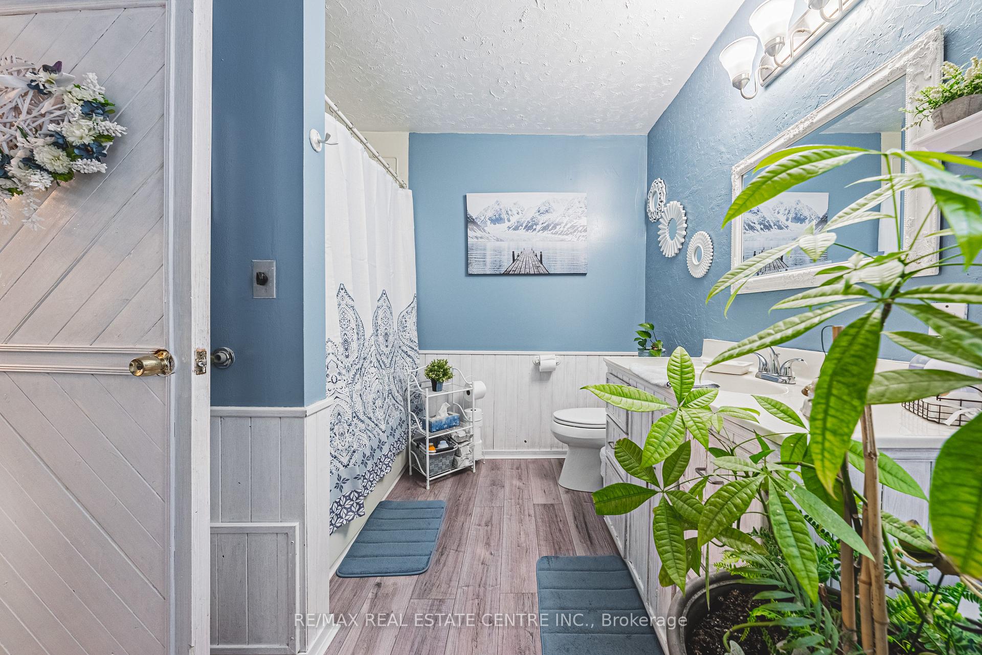 Photo 31 of 193 Campbell Avenue, Hamilton, Crown Point — HOMEH