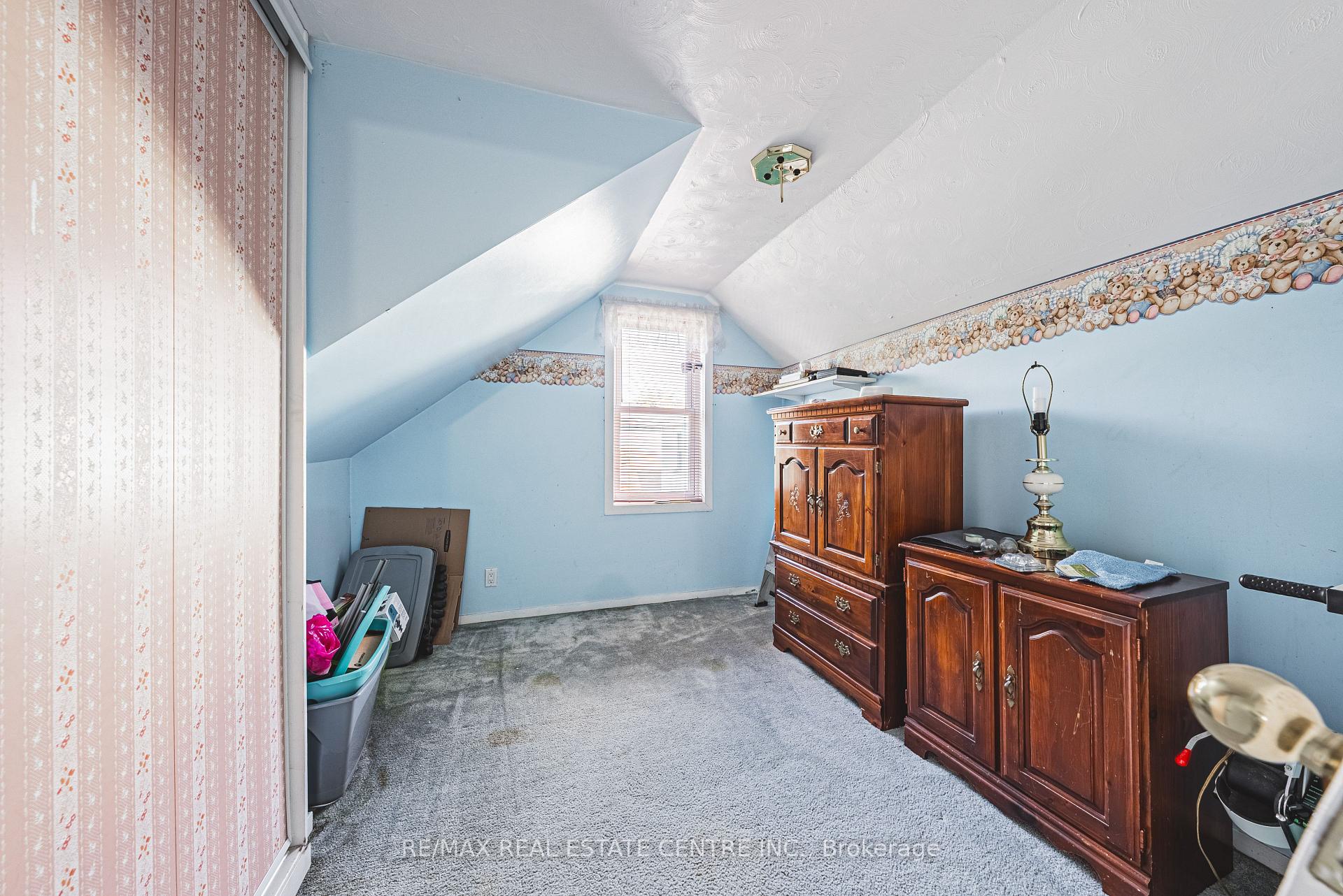 Photo 62 of 193 Campbell Avenue, Hamilton, Crown Point — HOMEH